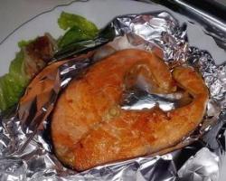 Лосось, запеченный в духовке — лучшие рецепты Красная рыба с картофелем, запеченная в духовке