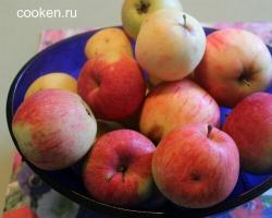 Receitas tradicionais e originais de maçãs assadas com mel